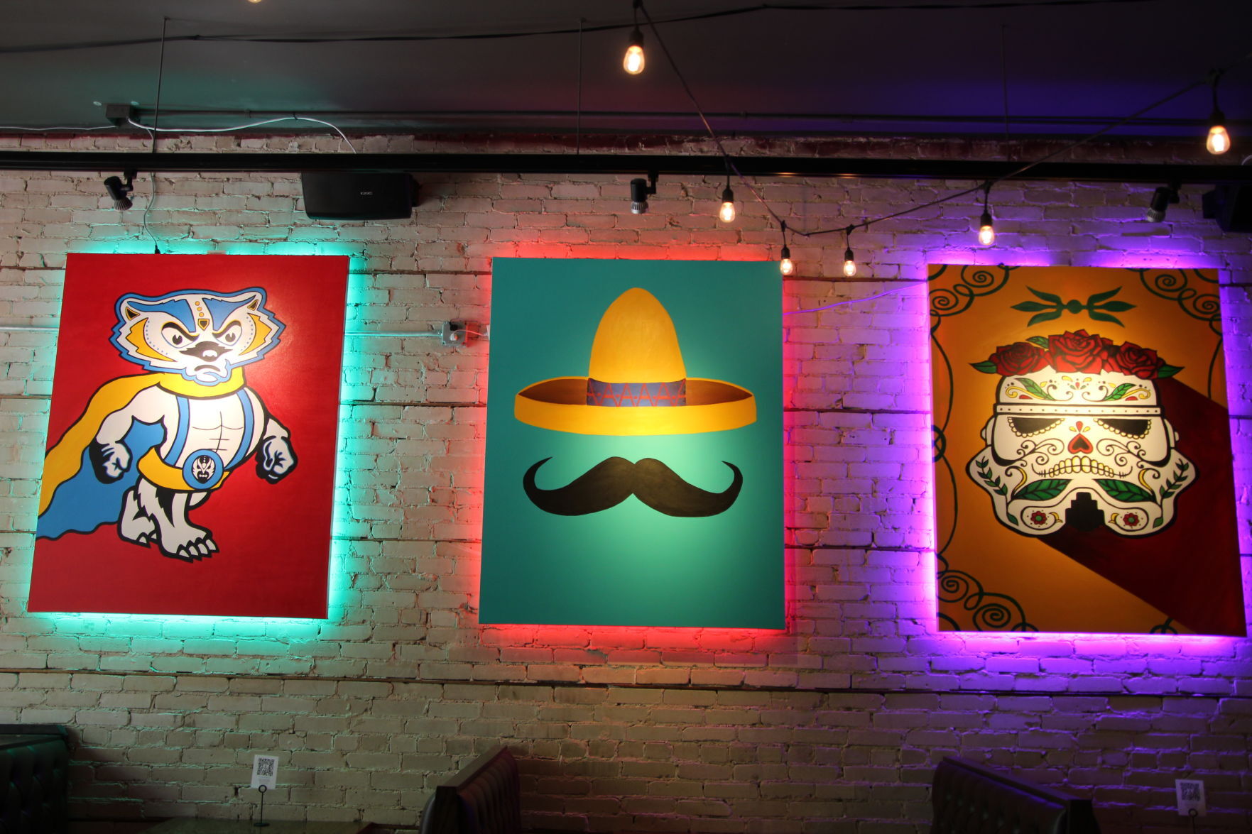 Luchador paintings